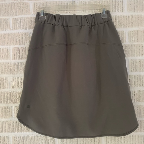 LULULEMON Gray Athletic Skirt - Picture 4 of 8